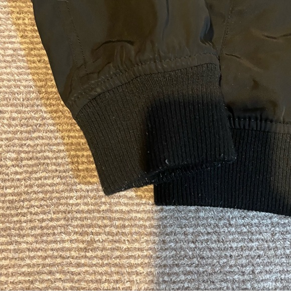 Tommy Hilfiger winter and fall black jacket - Picture 14 of 16